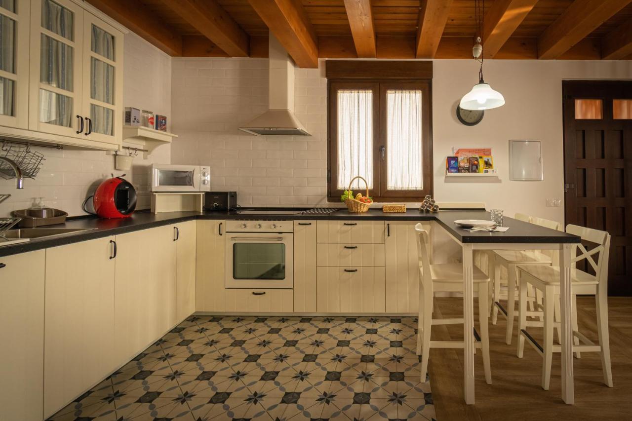 בית הארחה Vezdemarban 	Casa Calero מראה חיצוני תמונה